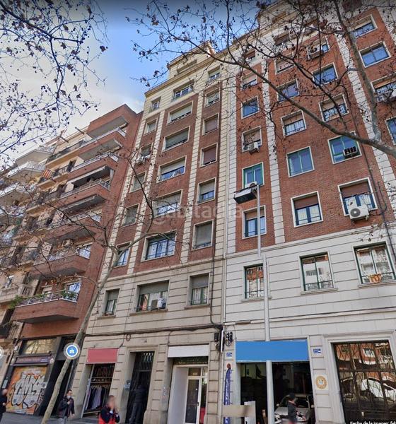 Foto ae43bc21-5d0b-4a0d-ab44-84d028d5103e. Piso  en venta en plaça espanya gran via en Font de la Guatlla Barcelona