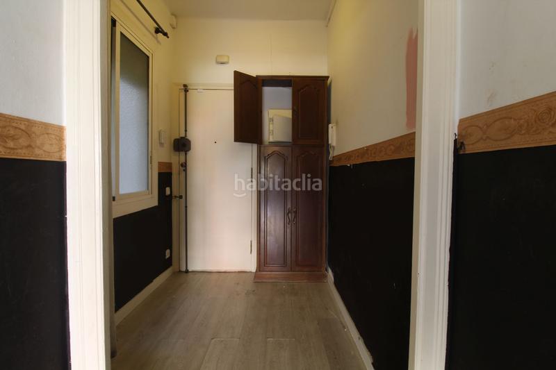 Foto ea125e5f-14d8-4225-beba-3b323a457ab5. Piso  en venta en plaça espanya gran via en Font de la Guatlla Barcelona