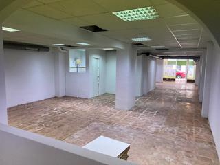 Local commercial  Doctor fleming. Local en venta en castelldefelscentro c.  dr. fleming