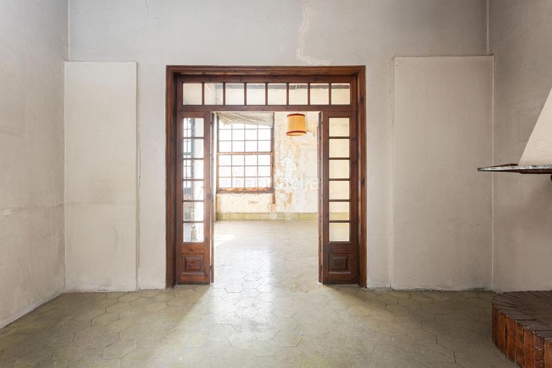 Foto 15e6c2c5-71d9-45eb-82a6-590705f460a0. Ático exclusivo ático dúplex en eixample amplias terrazas a reformar en Barcelona