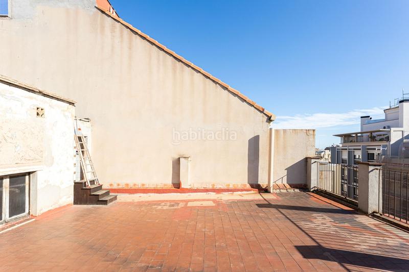 Foto 666ae80c-963a-4c7c-92b8-77409bd91140. Ático exclusivo ático dúplex en eixample amplias terrazas a reformar en Barcelona