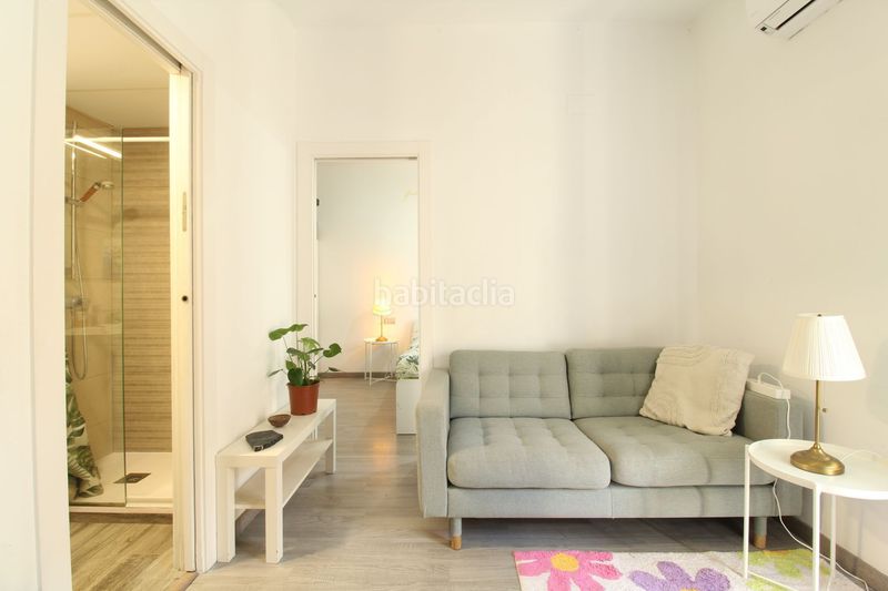 Foto 930b79bb-8520-44a7-a33e-00f520a9ced3. Àtic amb calefacció a Barceloneta Barcelona