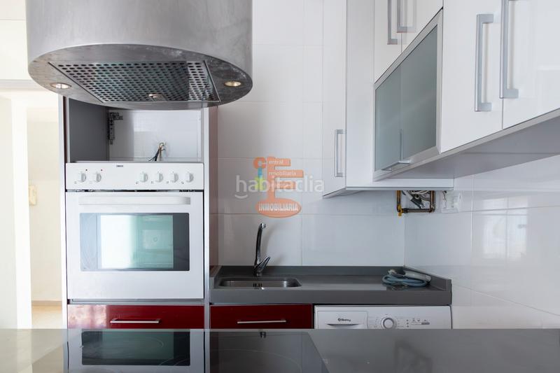 Foto 01622bf9-f25c-4b45-974e-0bc77189f6f2. Attique avec chauffage dans Las Delicias Zaragoza