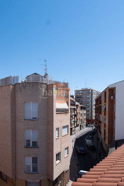 Foto 50e6c7ea-65c5-4ed5-b088-91ed615ed3ec. Attique avec chauffage dans Las Delicias Zaragoza