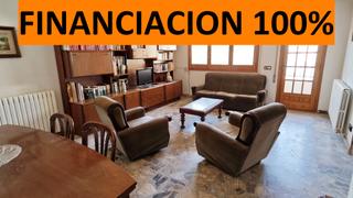 Casa  Calle canal imperial. Financiación hipoteca 100%. se vende casa en buen estado en figu