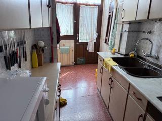 Casa  Calle padre pascual ibáñez. Financiación hipoteca 100%. casa de 3 plantas con patio en mallé