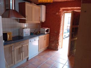 Pis  Plaza cárcel vieja. Financiación hipoteca 100%. vivienda con bodega y patio en taraz