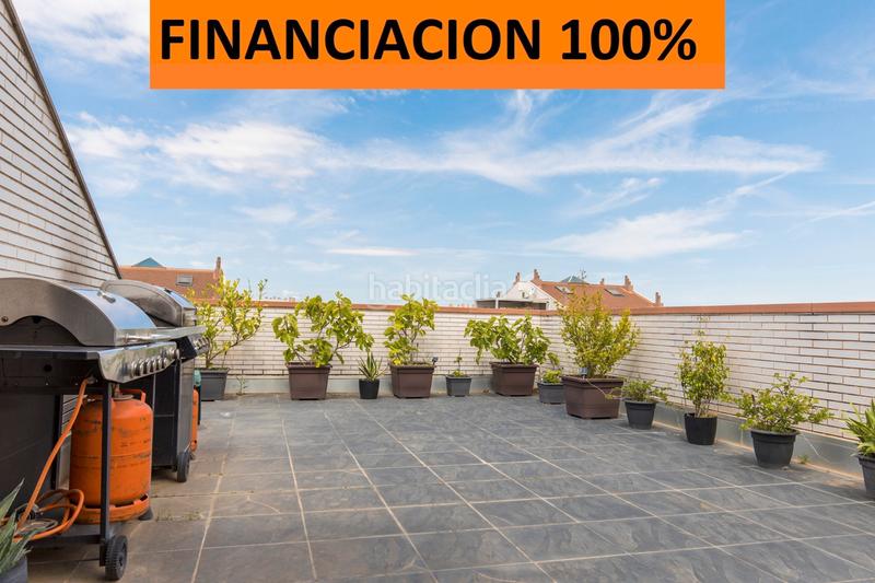 Foto 43a1148b-e16f-4772-b296-6e595d9a3551. Attico con riscaldamento parcheggio piscina in Miralbueno Zaragoza