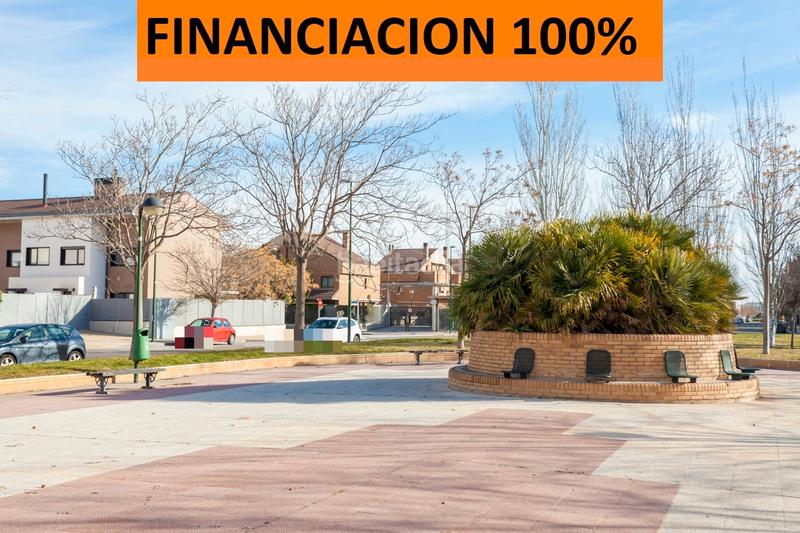 Foto 4bb0c553-6e91-44f5-9a7d-449301ff9a77. Attico con riscaldamento parcheggio piscina in Miralbueno Zaragoza