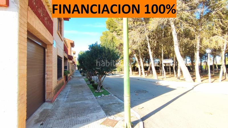 Foto beaeb21b-9479-4cbe-a54e-d678fb0286da. Casa amb calefacció aparcament a Zuera