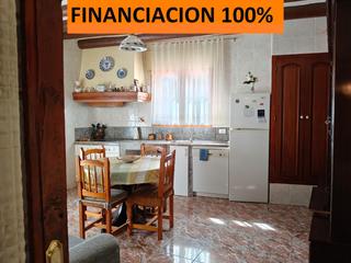 Maison  Calle luis marín bosqued. Financiación hipoteca 100%. amplia casa con gran potencial en ag
