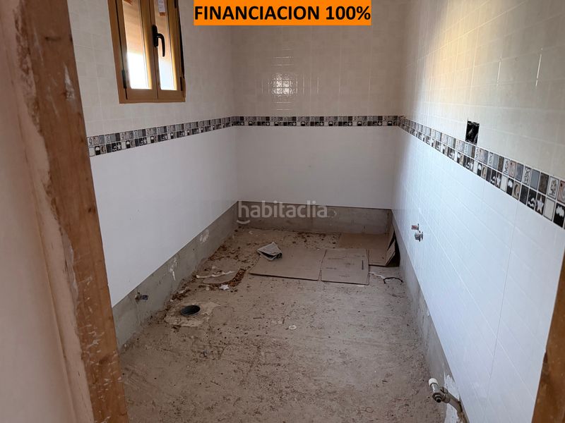 Foto 01c8b7a4-6fcf-4097-bbcc-0042de85ba4f. Casa amb aparcament a Grisén