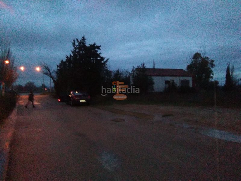 Foto 548b2eb5-b7b8-4124-a08b-2edc718e65d2. Finca rústica a Peñaflor Zaragoza