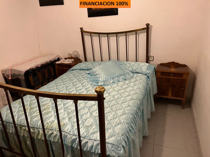 Foto a4916b51-f072-4dd9-a26d-7f3e3dcc902e. Casa amb aparcament a Jaraba