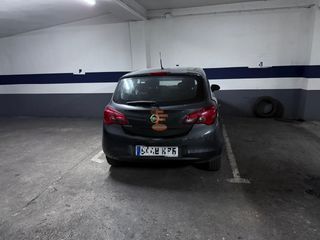 Posto auto in Avenida de Madrid