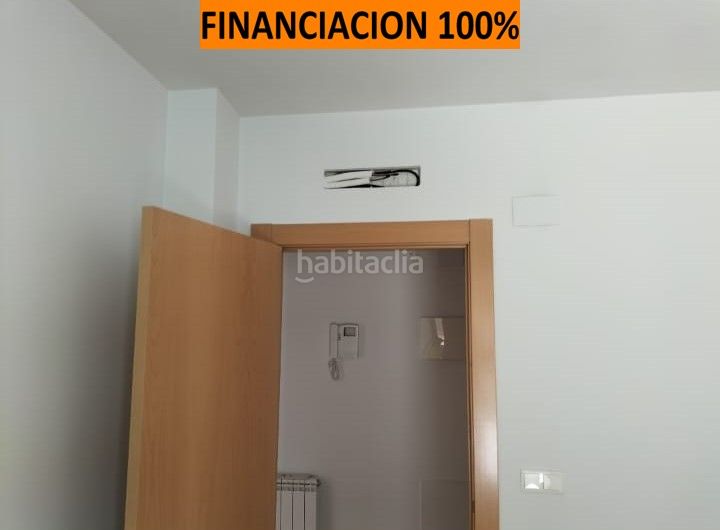 Foto a75cb3c2-5300-42ea-8b11-b587e7aa0d33. Pis amb calefacció aparcament a Centro Tudela