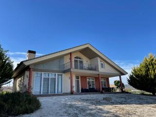 Chalet in Marchena. Lorcachalet
