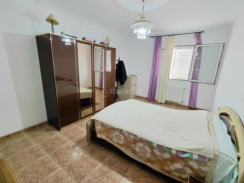 Foto bf1a4656-e23c-4178-b1f8-49e085a123f3. Casa amb aparcament a Puerto Lumbreras