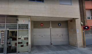 Aparcament cotxe a Gravina 2. Plaça de pk per cotxe gran