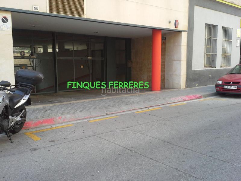 Foto 03c5800d-8a0f-43e2-80d9-554edd406b05. Parking coche en llauder 86 pk de fàcil accés en Eixample Mataró