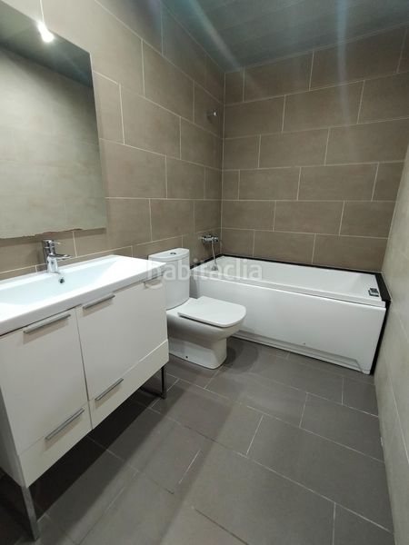 Foto 2e2bb0ca-af72-4352-9d7d-ad3e4ce9fc16. Pis amb calefacció a Eixample Mataró