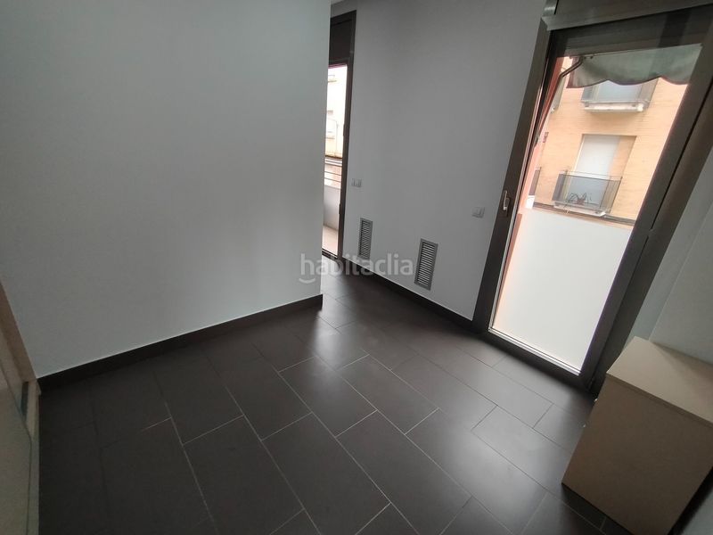 Foto 3f4909c0-a5a0-4bbb-8022-79db08e9b3e9. Pis amb calefacció a Eixample Mataró