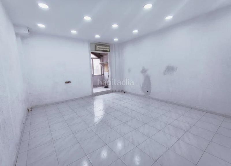 Foto a94939f0-d685-4870-a15c-20306bd41833. Alquiler local comercial fantàstica ubicació en Centre Mataró