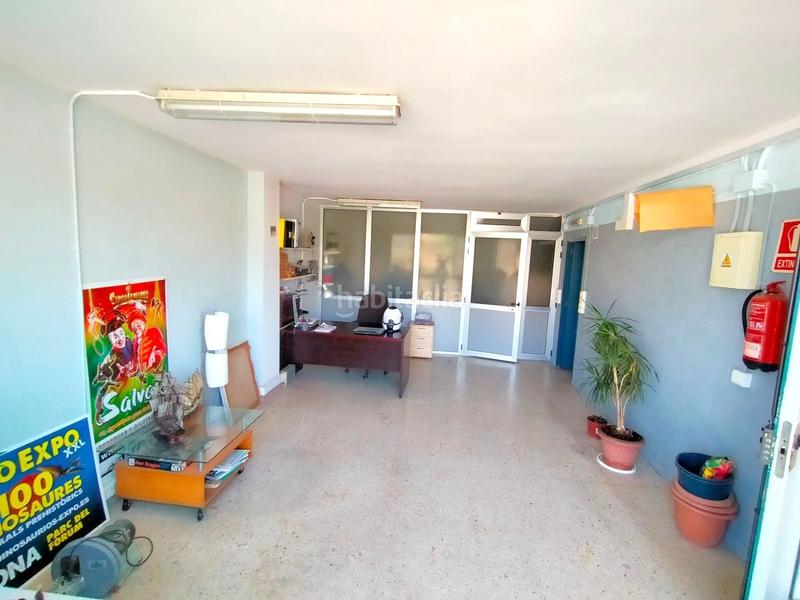 Foto f0d34c9e-2822-4d76-82e2-c59ff30e2b92. Büro mit heizung in Cerdanyola Nord Mataró