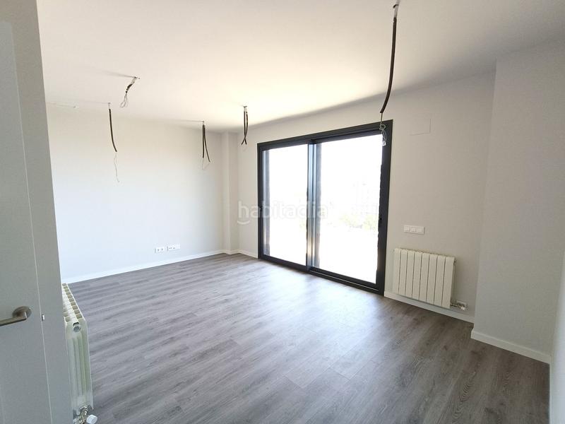 Foto 05df05f2-22bf-4668-b1fa-4d8877bcda3a. Alquiler piso 3 habitacions pk traster en El Rengle Mataró