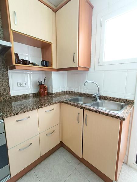 Foto b3892b32-8283-4d62-9680-e0f570cb9eee. Piso àtic amb 4 habitacions en Eixample Mataró