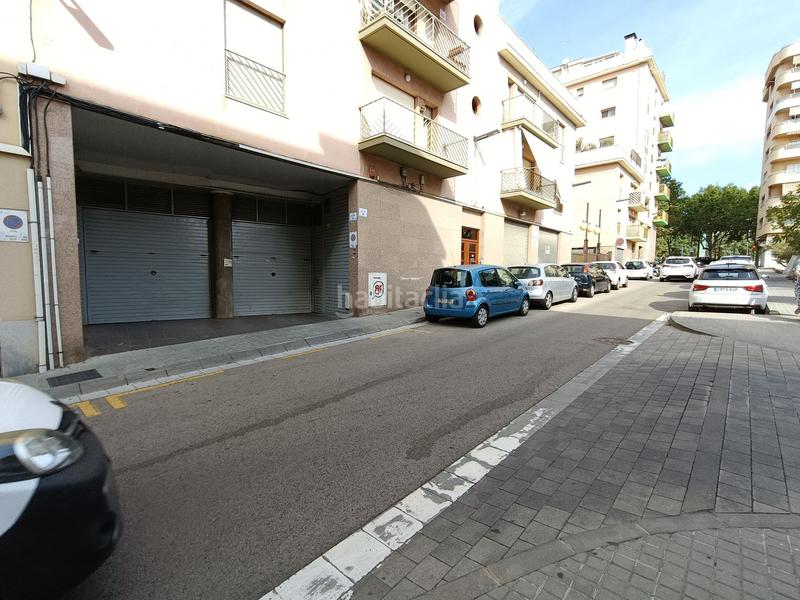 Foto 1296e58d-3416-4b76-9567-0202405fb351. Parking coche en emili cabanyes 17 molt fàcil acces en Mataró