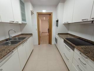 Rent Flat  Jacint verdaguer. 2 habitacions pk i traster