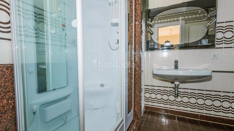 Foto 2145858f-2199-42db-af79-64c11a05390c. Haus mit heizung pool in Urbanitzacions Mataró