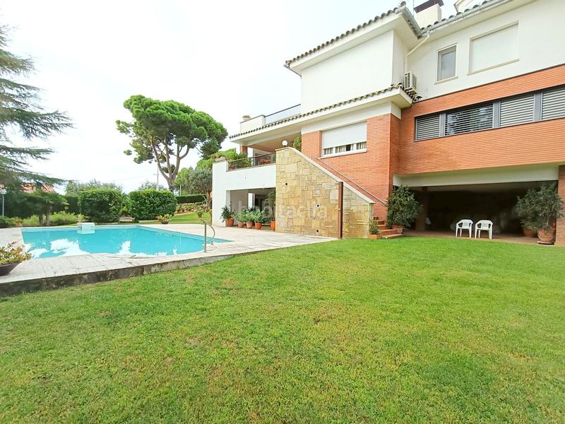 Foto d4e71783-9bb9-4be4-a26f-ce06d3268bb6. Haus mit heizung pool in Urbanitzacions Mataró