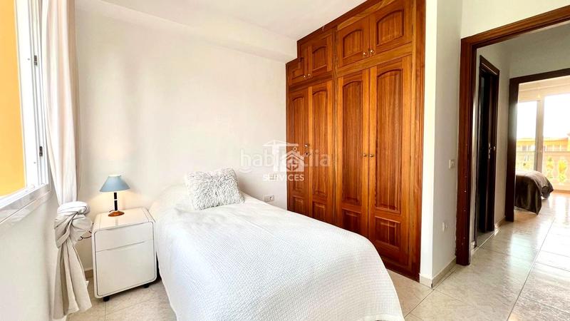 Foto 5fd00850-f82a-4a67-9a7b-cf5390bf5c15. Zweistöckige wohnung in juan carlos i 53 in Los Cristianos Arona