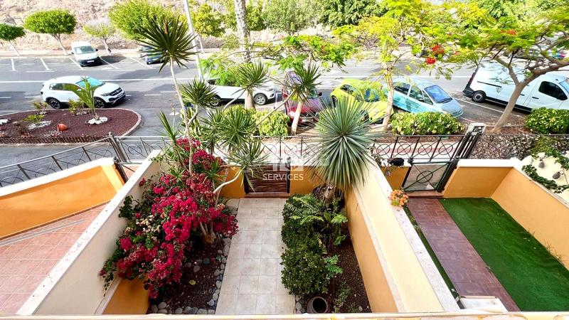 Foto bae0a588-89d9-4ec4-9a98-77137f4d44b7. Zweistöckige wohnung in juan carlos i 53 in Los Cristianos Arona