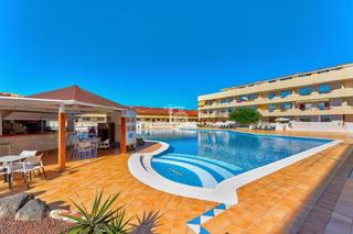 Rez-de-chaussée à El horno 21. Moderno apartamento con vistas al mar en playa paraíso