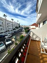 Piso en Los angeles 1. Apartamento en los cristianos