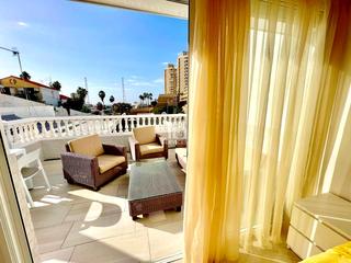 Casa a Rafael puig lluvina 3. Chalet adosado en pleno corazón de playa de las américas