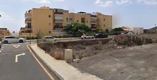 Terreny residencial a Salicaria 28. Terreno urbano listo para construir en parque la reina