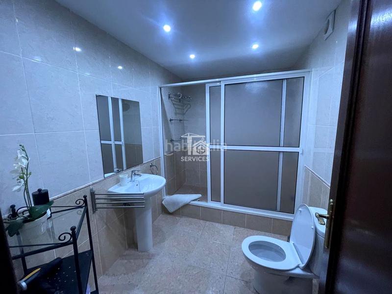 Foto ceb581c8-d85d-43eb-a19b-ecc61d4833c7. Casa en lugano 1 chalet pareado en Los Cristianos en Arona