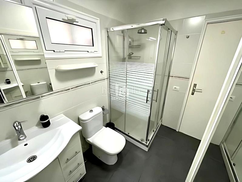 Foto d93f14df-cb62-455c-a318-47c47362b21c. Pis a de españa 50 a San Eugenio Bajo Adeje