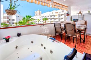 Pis a Juan carlos i 43. Apartamento en playa los cristianos