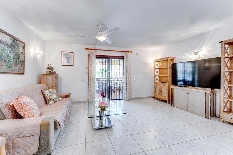 Foto 109a7e24-00e3-431c-a168-c9168c156092. Flat in juan carlos i 43 in Los Cristianos Arona