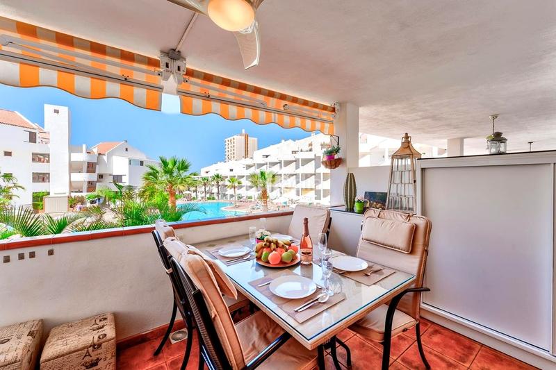 Foto bce0a357-fd19-4041-99bf-ccacf2ac01a6. Flat in juan carlos i 43 in Los Cristianos Arona