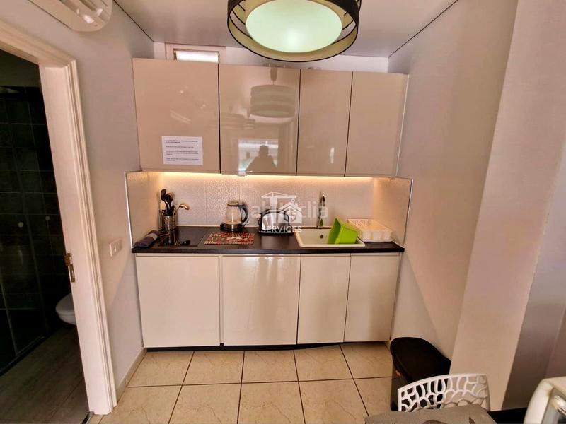 Foto 0f9fdc9e-b650-4cab-8aa3-1507d8da2d4c. Estudi a rodeo 7 a Los Cristianos Arona