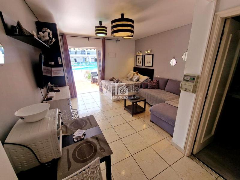 Foto 298c153e-d375-4b40-87ea-991017ae3dfa. Estudi a rodeo 7 a Los Cristianos Arona