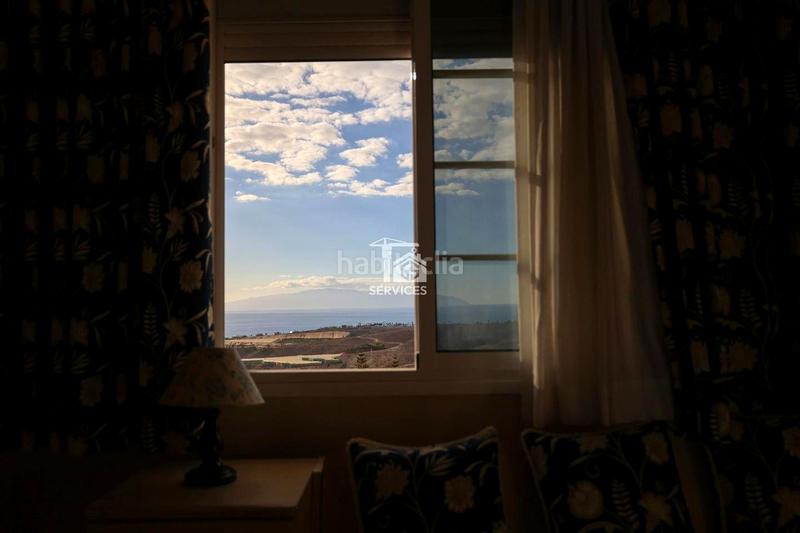 Foto d8b22c34-3d28-41e8-bb2a-e28c2ca6ee72. Casa aparellada a panizo 1 a Chayofa Arona