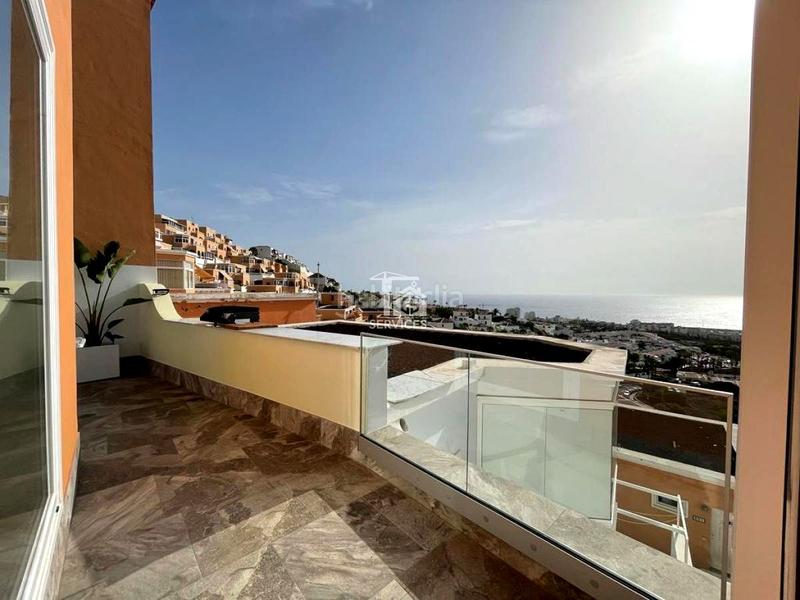 Foto 0524cba4-1bca-4567-8947-b73843147510. Casa adossada a europa 20 a San Eugenio Alto Adeje