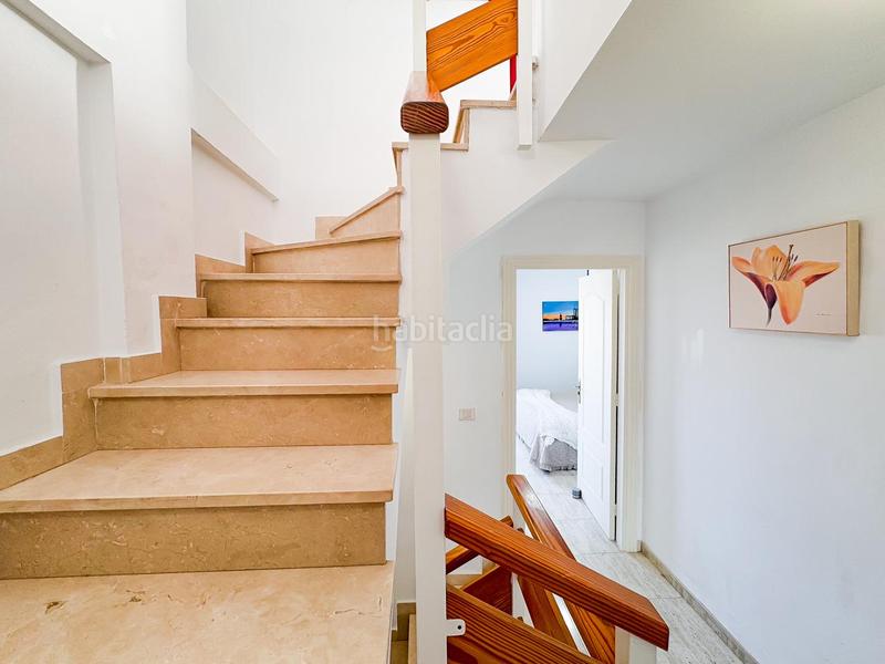 Foto 00ea1f3f-0d58-4e1c-bd71-58eb10f5afc4. Dúplex a de moscú 111 a Playa del Duque Adeje